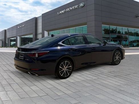 Used 2025 Lexus ES 350 w/ Premium Package FWD image 5