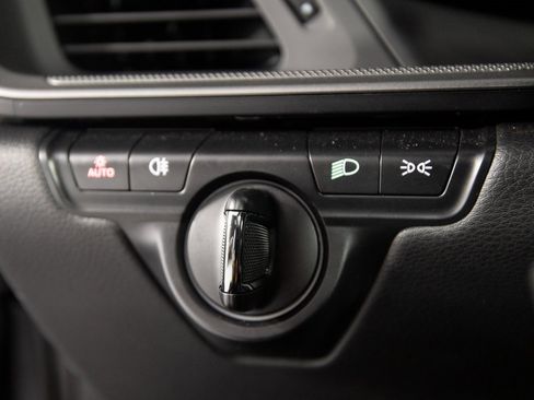 Certified 2024 Porsche 911 Carrera image 41