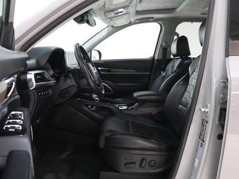 Used 2022 Kia Telluride SX w/ SX Prestige Package AWD/4WD image 18