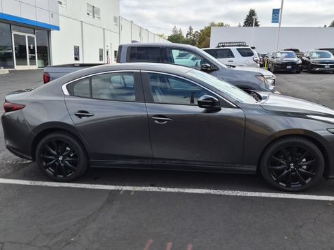 Used 2025 MAZDA MAZDA3 s FWD image 4