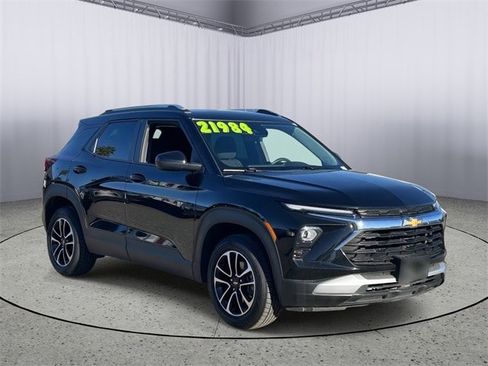 Used 2025 Chevrolet TrailBlazer LT image 5