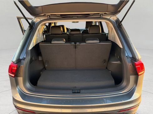 Used 2019 Volkswagen Tiguan SE image 26