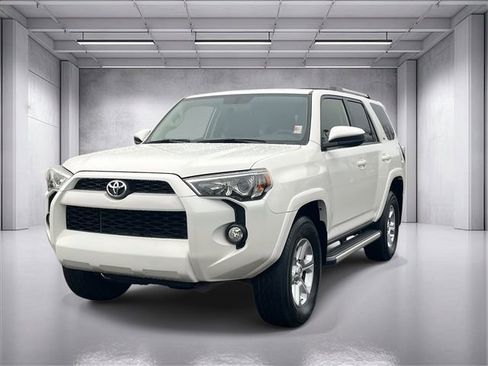 Used 2019 Toyota 4Runner SR5 image 7