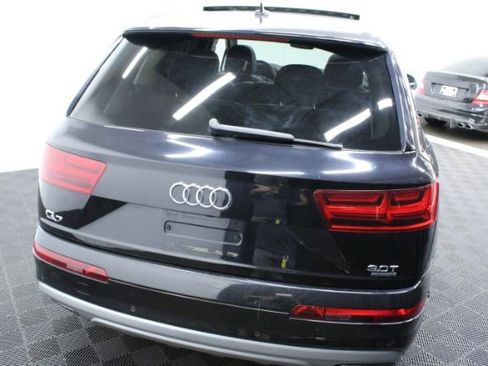 Used 2017 Audi Q7 3.0T Prestige w/ Prestige Package image 7
