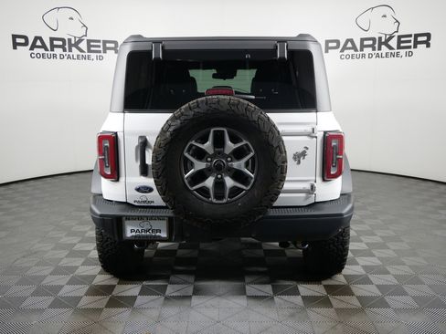 Used 2024 Ford Bronco Badlands image 6