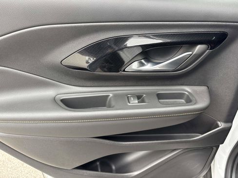 Used 2024 GMC Terrain AT4 w/ Infotainment Package II image 33