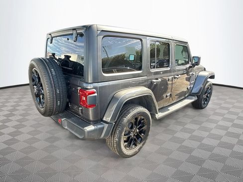 Used 2023 Jeep Wrangler Unlimited Sahara AWD/4WD image 6