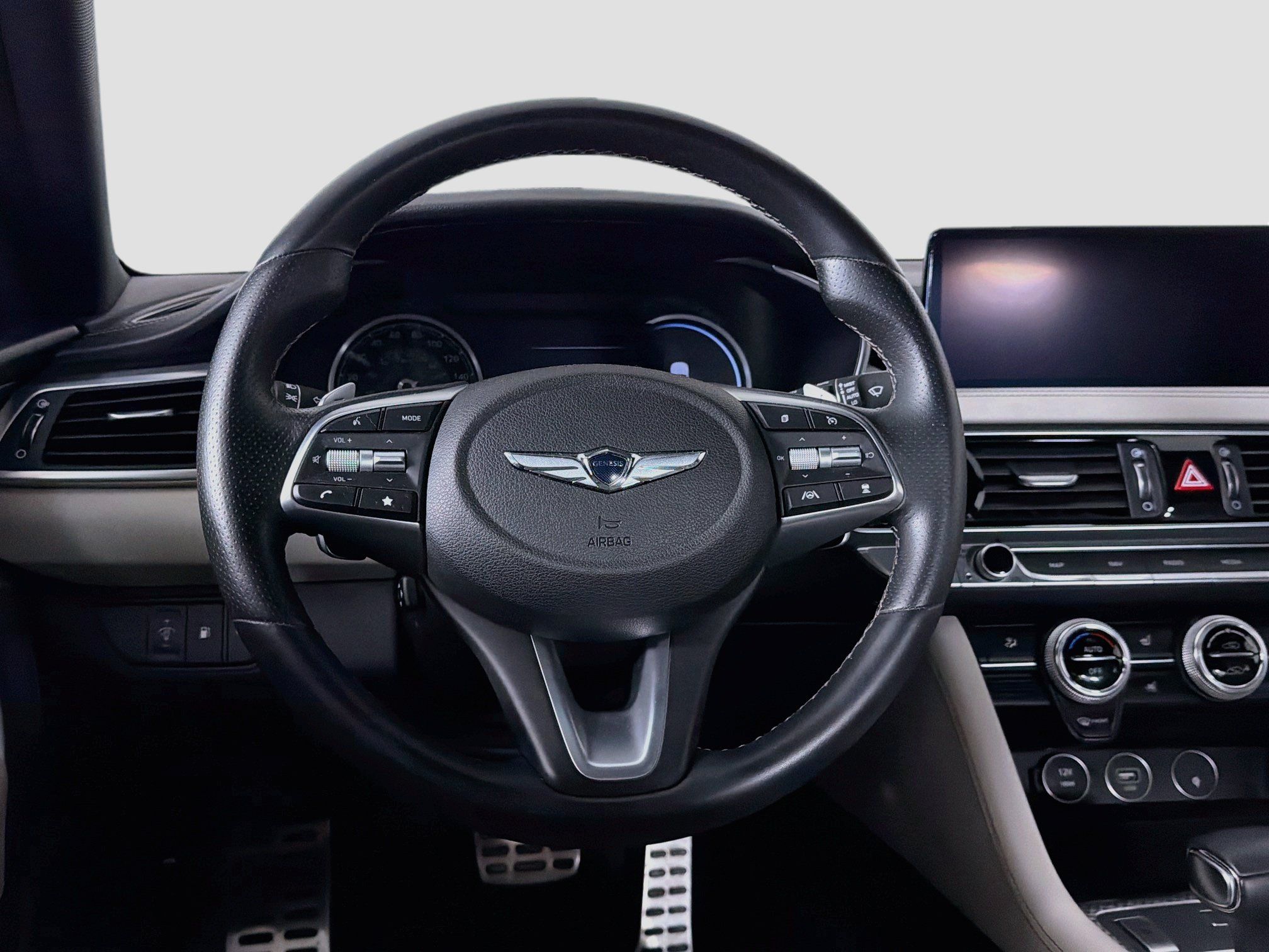 Used 2023 Genesis G70 2.0T w/ Sport Prestige Package RWD image 18