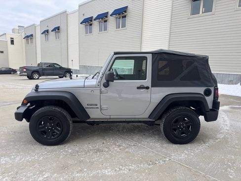 Used 2013 Jeep Wrangler Sport image 6
