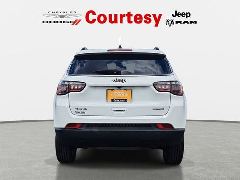 Certified 2023 Jeep Compass Latitude AWD/4WD image 6