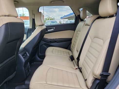 Used 2020 Ford Edge SEL w/ Convenience Package AWD/4WD image 24