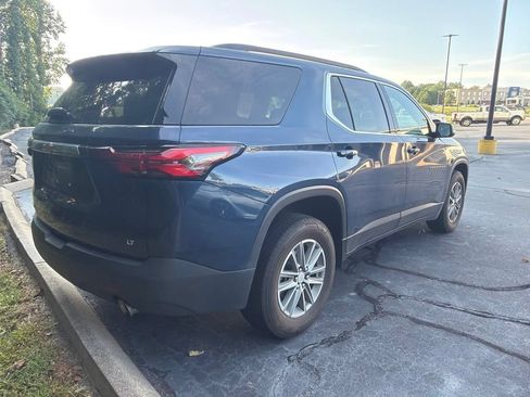 Used 2023 Chevrolet Traverse LT FWD image 4