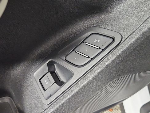 Certified 2025 Audi Q3 2.0T Premium w/ Convenience Package image 24