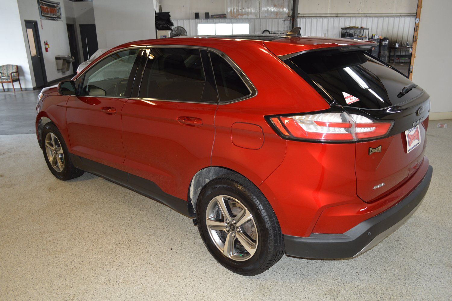 Used 2023 Ford Edge SEL w/ Convenience Package AWD/4WD image 5