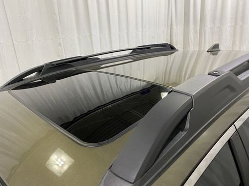 Used 2022 Subaru Outback Limited image 23