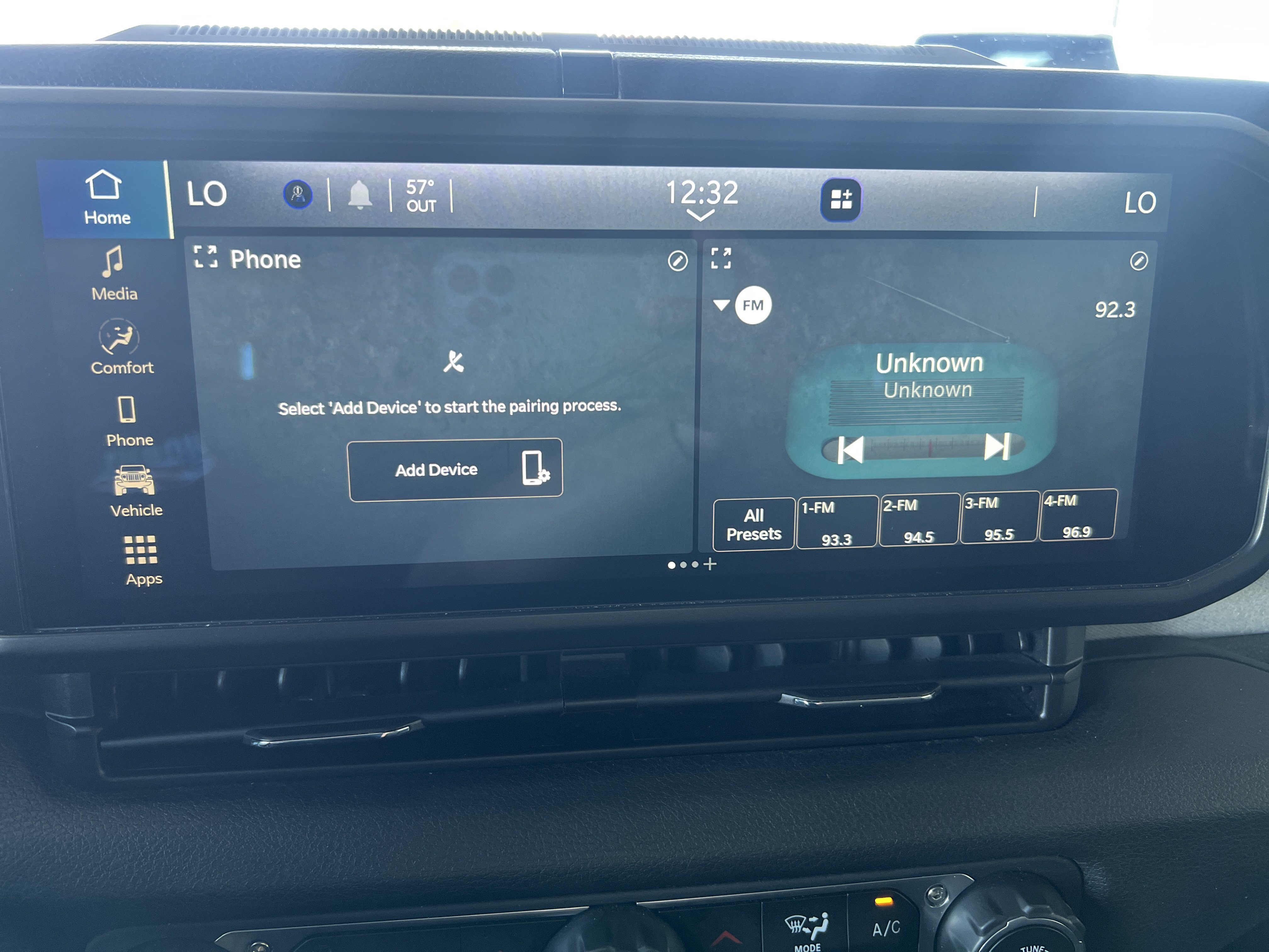 Used 2024 Jeep Wrangler Unlimited AWD/4WD image 16