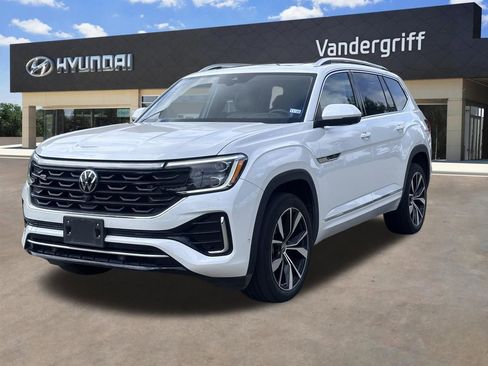 Used 2024 Volkswagen Atlas SEL Premium R-Line AWD/4WD image 3
