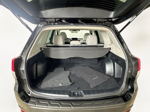 Used 2020 Subaru Forester Premium image 24