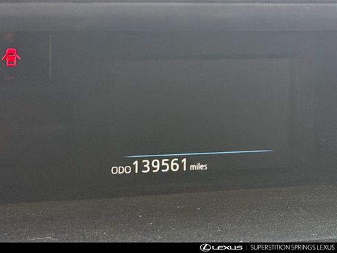 Used 2015 Toyota Prius V Four FWD image 8