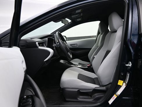 Used 2020 Toyota Corolla SE image 25