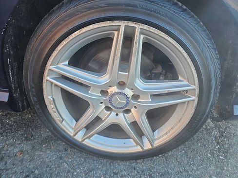 Used 2013 Mercedes-Benz E 350 E 350 Sport 4MATIC AWD 4dr Sed image 9