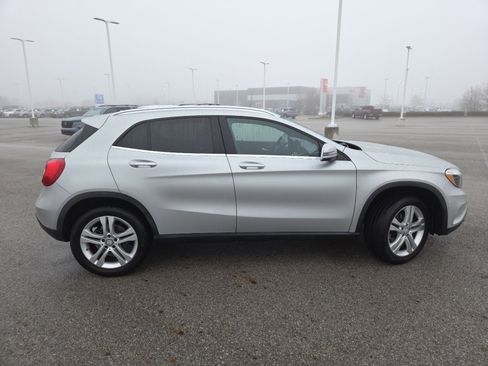 Used 2017 Mercedes-Benz GLA 250 GLA 250 image 14