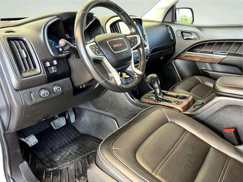 Used 2021 GMC Canyon Denali image 9