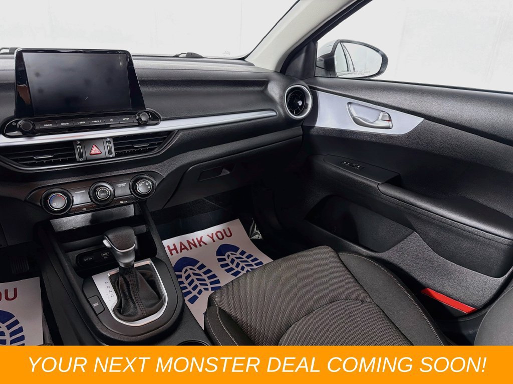 Used 2022 Kia Forte LXS FWD image 22