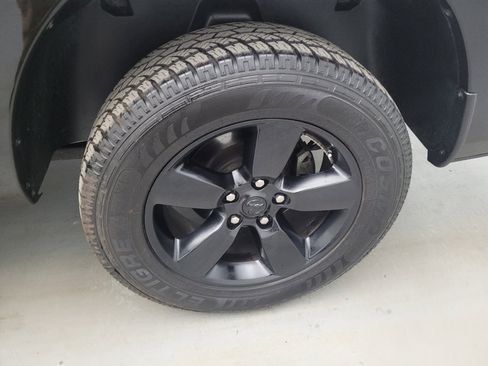 Used 2016 RAM 1500 Express w/ Black Ram 1500 Express Group RWD image 31
