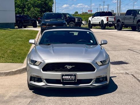 Used 2015 Ford Mustang Convertible w/ Equipment Group 051A RWD image 8