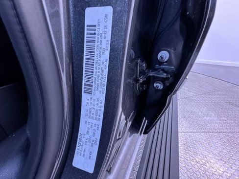 Used 2019 RAM 1500 Limited AWD/4WD image 37