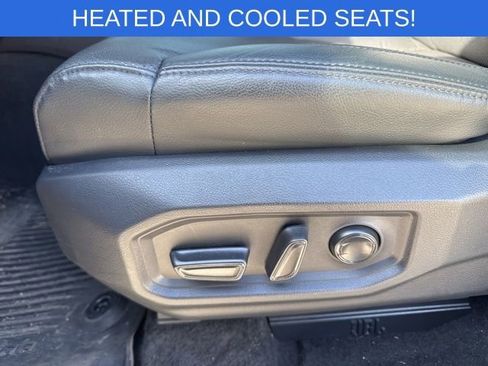 Used 2025 Toyota Tundra Limited image 22