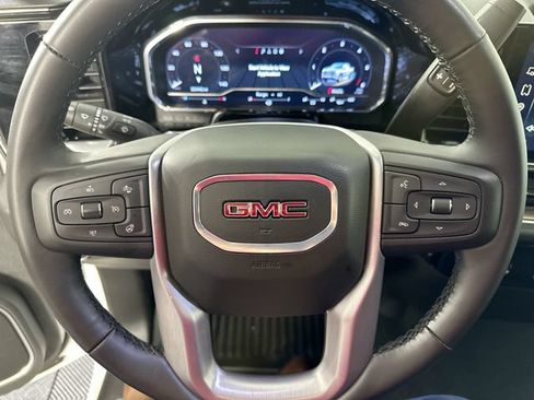 Used 2024 GMC Sierra 1500 Elevation AWD/4WD image 19