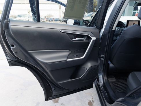 Certified 2025 Toyota RAV4 XLE image 36