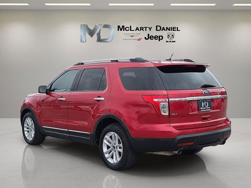 Used 2011 Ford Explorer XLT w/ 202A Rapid Spec Order Code image 4