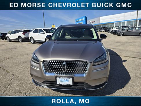 Used 2021 Lincoln Corsair AWD image 8
