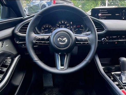 New 2026 MAZDA MAZDA3 Hatchback w/Premium Plus Pkg AWD/4WD image 4
