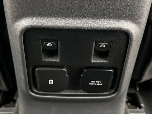 Used 2024 Ford Bronco Outer Banks AWD/4WD image 21