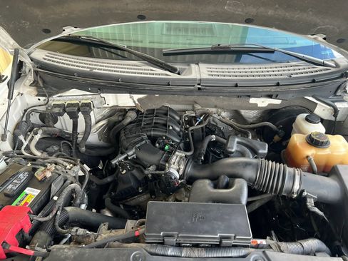 Used 2011 Ford F150 XL w/ XL Decor Group RWD image 12