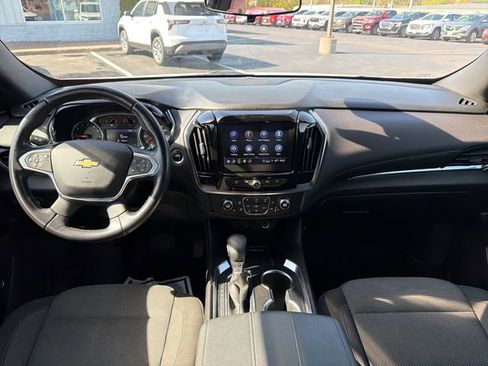 Used 2022 Chevrolet Traverse LT AWD/4WD image 29