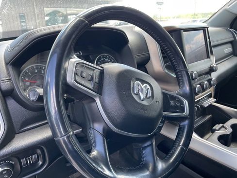 Used 2022 RAM 1500 Laramie AWD/4WD image 5