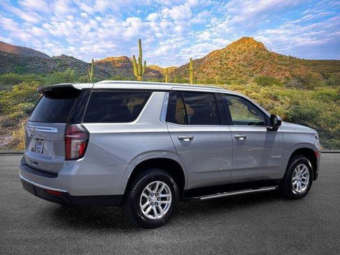Used 2024 Chevrolet Tahoe LT RWD image 4