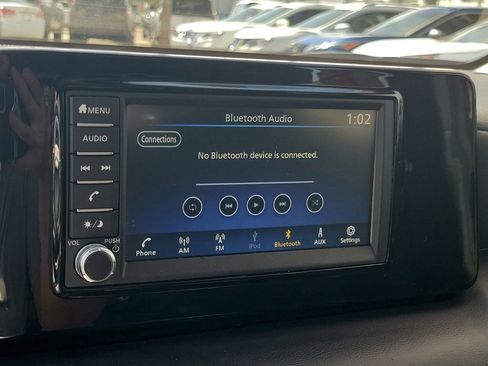 Certified 2025 Nissan Kicks S image 33