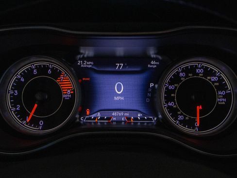 Used 2021 Jeep Cherokee Limited AWD/4WD image 15