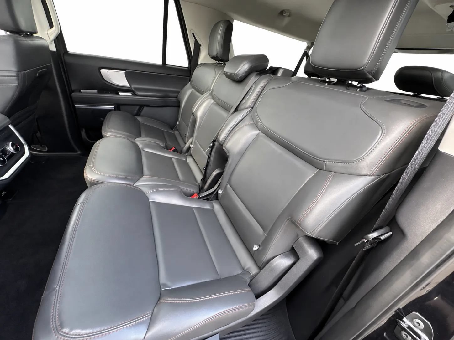 Used 2025 Ford Expedition Max Active RWD image 9