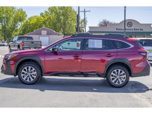 Certified 2025 Subaru Outback Premium AWD/4WD image 6