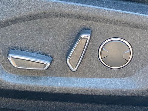 Certified 2018 Ford Edge SEL w/ Equipment Group 201A image 12