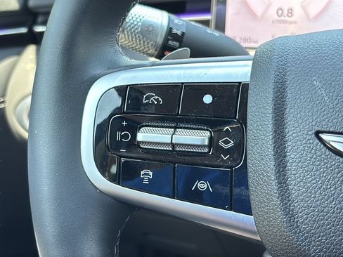 Certified 2026 Genesis GV70 2.5T AWD/4WD image 22
