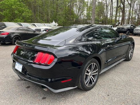 Used 2017 Ford Mustang Premium image 11