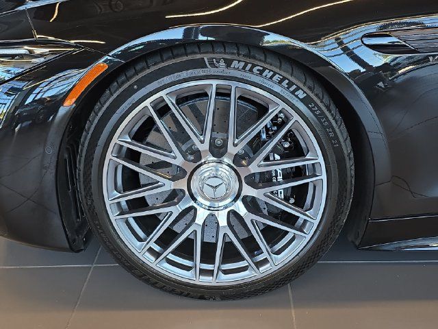 Certified 2025 Mercedes-Benz SL 63 AMG S e Performance 4MATIC image 9